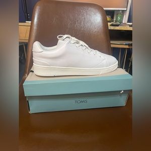 Men’s TOM’s Sneakers
